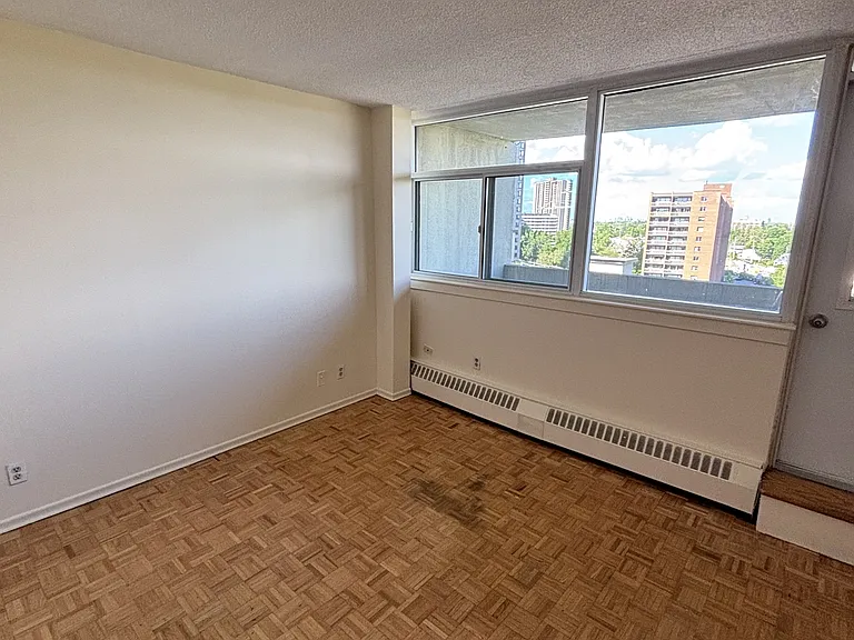 70 McEwen Ave #1106 — Photo 2