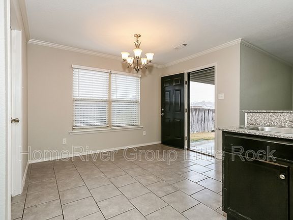 5th image of 5916 Pin Oak Ln