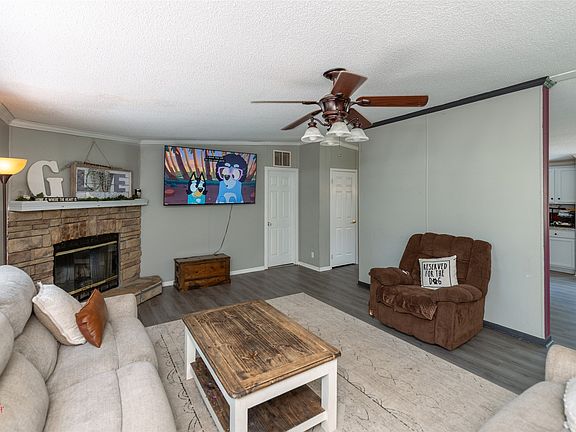 4th image of 7873 W Lakeshore Dr