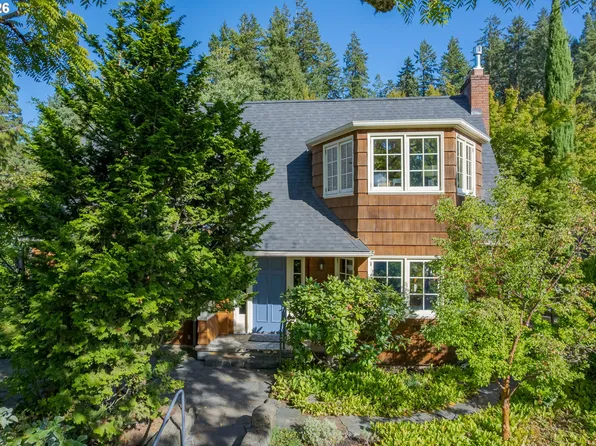1669 Fairmount Blvd, Eugene, OR 97403