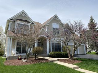 4N400 School Rd, St Charles, IL 60175