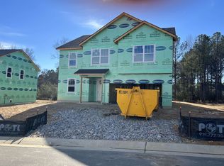 116 Davinhall Dr, Fuquay Varina, NC 27526