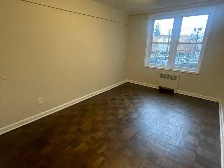 103 Chancellor Ave #12B — Photo 5