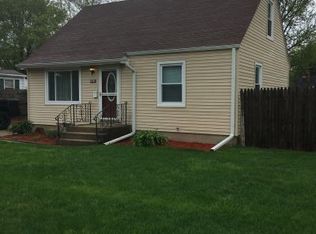 5716 Walker Ave, Loves Park, IL 61111