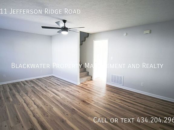 3rd image of 211 Jefferson Ridge Rd