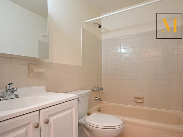 58-15 Maspeth Avenue image 6 of 6