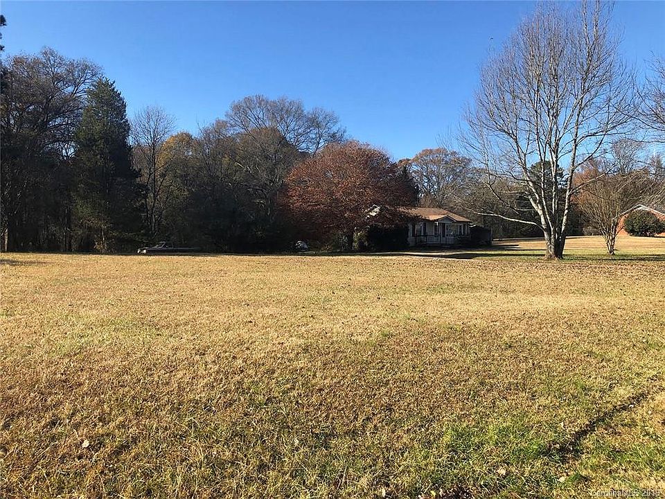 2nd image of 7617 Plott Rd