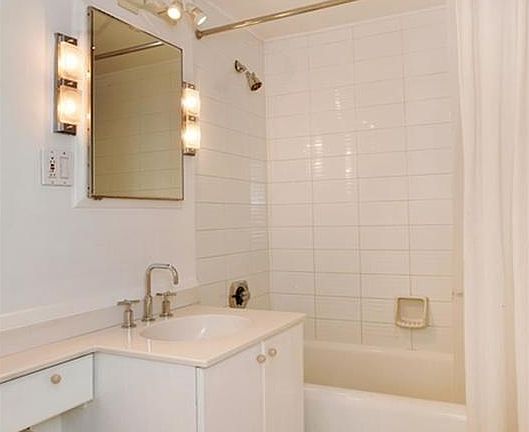 4th image of 333 W 56th St APT 11B