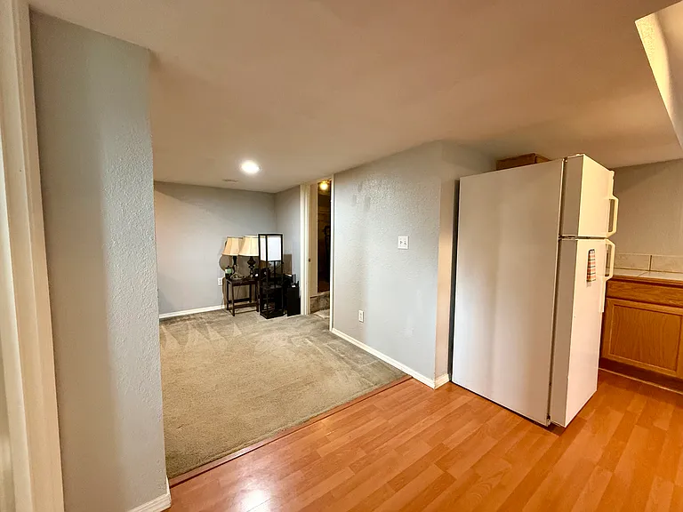 515 NW Irving St #A — Photo 25