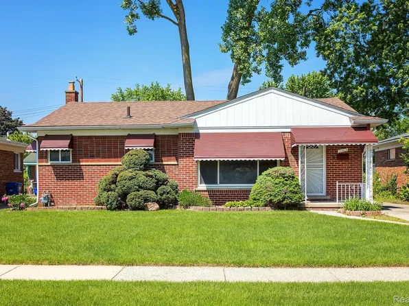 9363 Riverview Ave, Redford, MI 48239