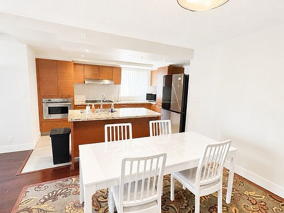5th image of 6080 Iona Dr #3