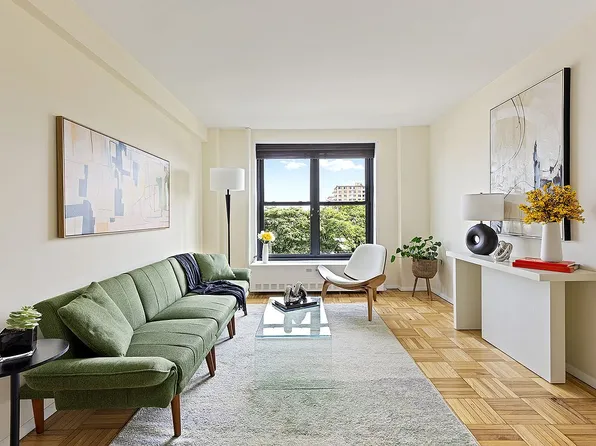 170 Waverly Ave Unit 9E, Brooklyn, NY 11205