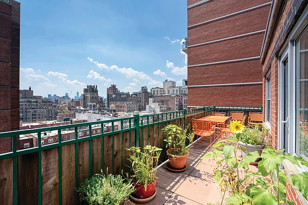 Rented by Keller Williams NYC | media 1