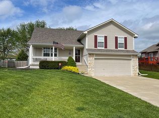 716 Old Paint Rd, Raymore, MO 64083