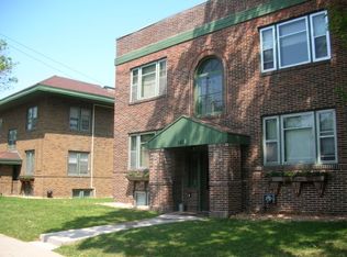 Grand, Saint Paul, MN 55105