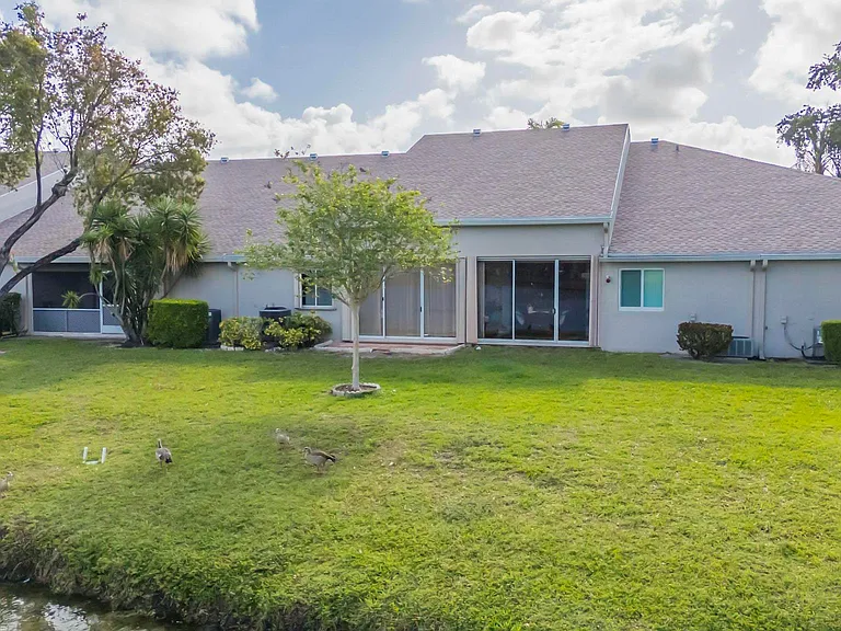 9130 Vineland Ct #C — Photo 68
