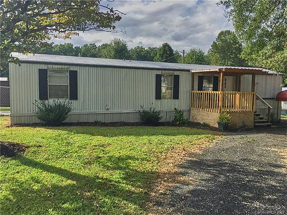 2nd image of 103 Pinewood Dr