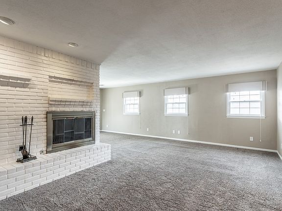 4th image of 4229 Emil Ave