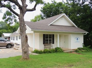 1432 W Broadway Ave, Sulphur, OK 73086