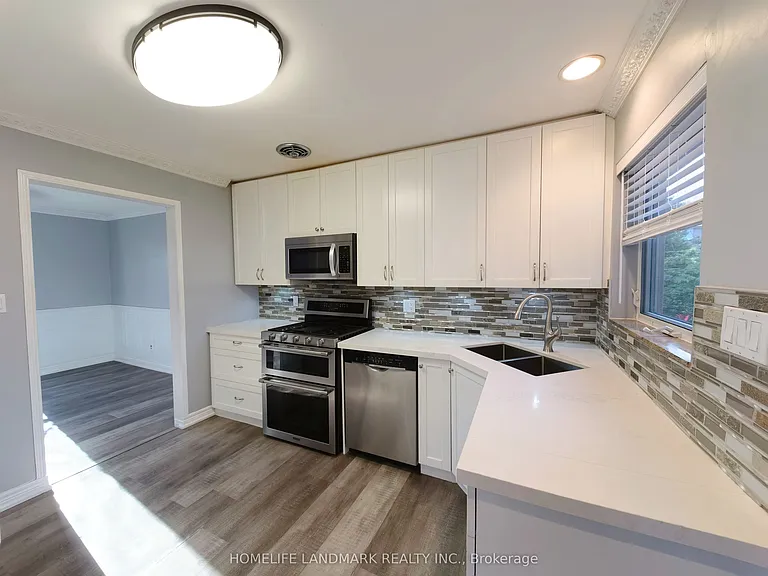 2673 Constable Rd — Photo 9