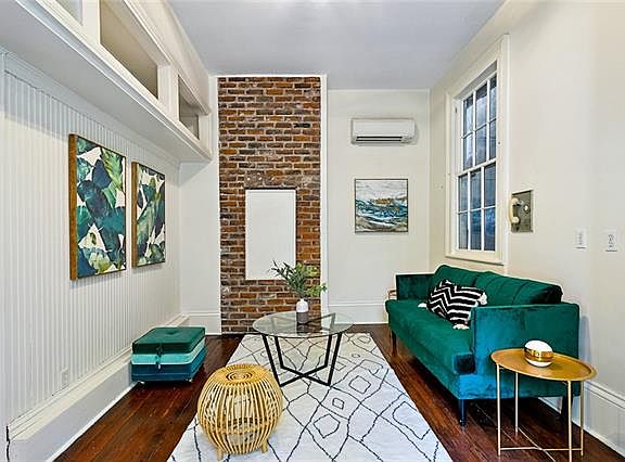 3rd image of 936 Esplanade Ave #101