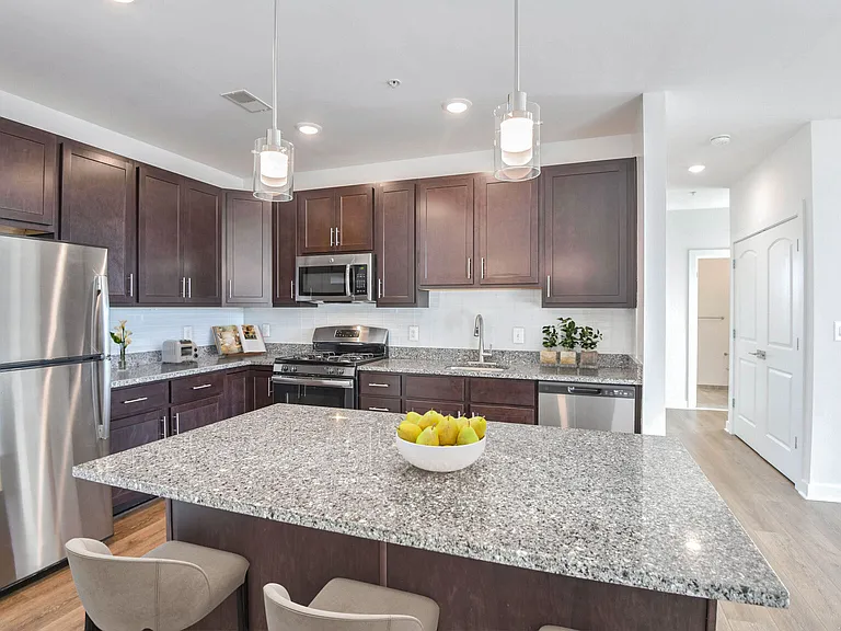 Avanti Luxury Apartments — Photo 40