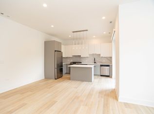 The Aurea Apartments, Chicago, IL 60613