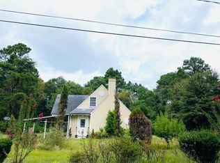 208 Pearl St, Center, TX 75935