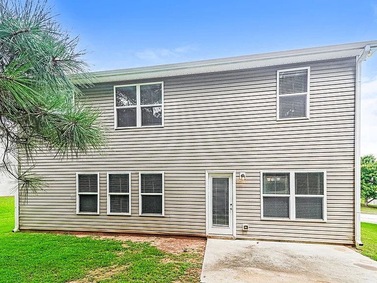 542 Fieldcrest Dr — Photo 17