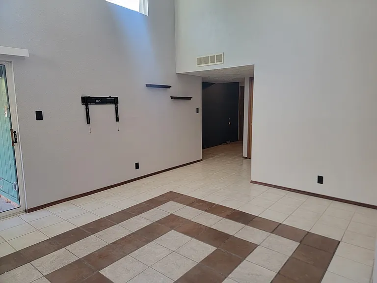 717 Fennel Ct SE — Photo 34