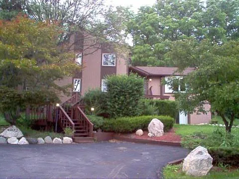 4832 Freer St photo 1