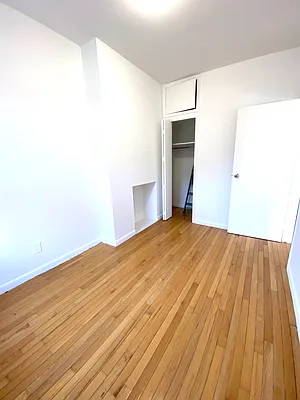 Rented by REAL New York | media 9