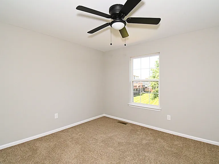 18 Norsham Way #1 — Photo 26