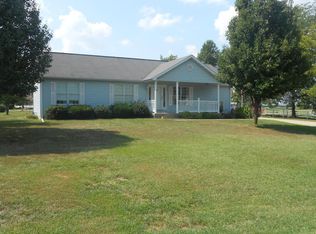 317 Roddy Rd, Salem, IL 62881