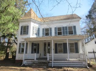 3 Linden Ave, Red Hook, NY 12571