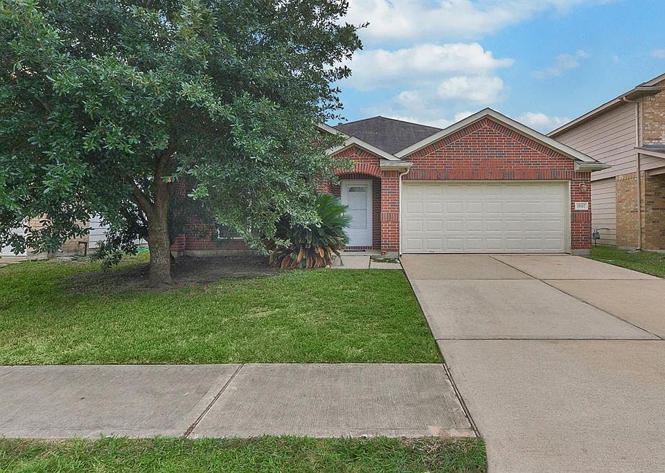 1st image of 19507 Otter Trail Ct