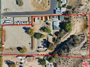 16166 Sierra Hwy, Saugus, CA 91390