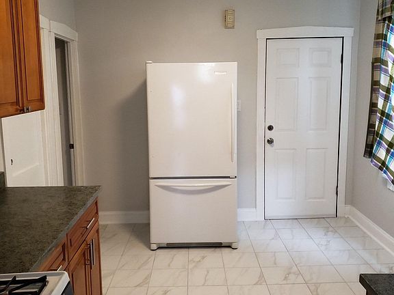 3rd image of 3742 S Paulina St APT 1R