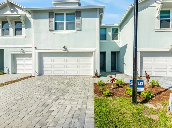 621 Salisbury Cir, Fort Pierce, FL 34982