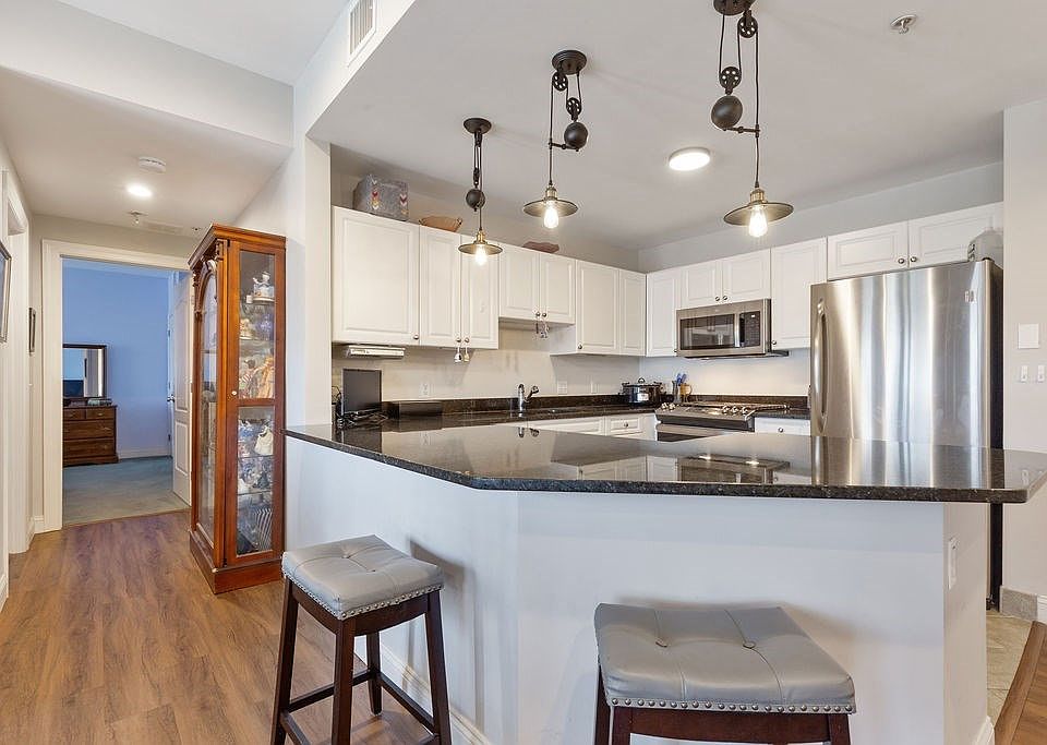 1st image of 614 Pond St Unit 1414
