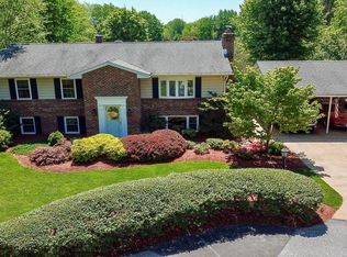 2101 Curtis Ct, Sykesville, MD 21784