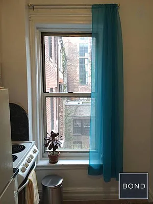 Rented by Bond New York | media 18