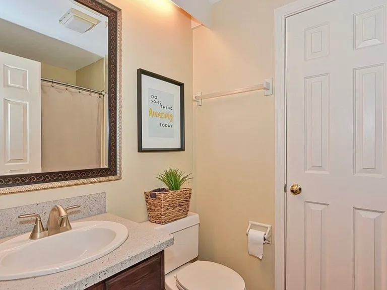 601 Browning Ln — Photo 29