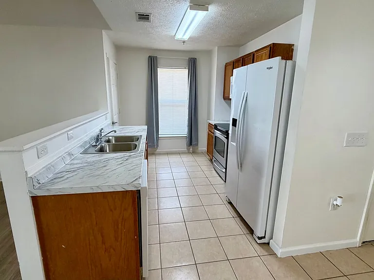 9125 Laird St — Photo 3