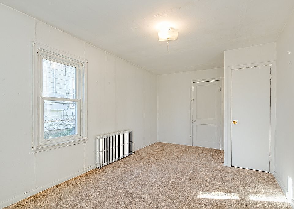Spacious Bedroom w/ Walk-In 