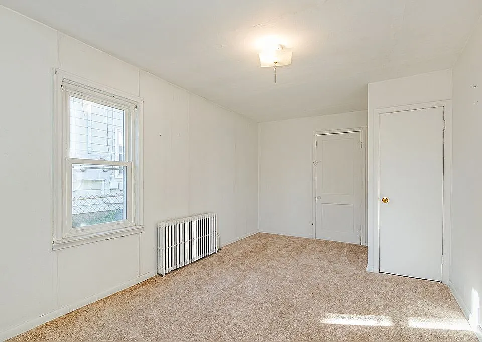 Spacious Bedroom w/ Walk-In 