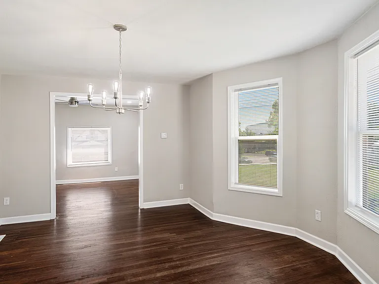 3032 Wayne Ave — Photo 13