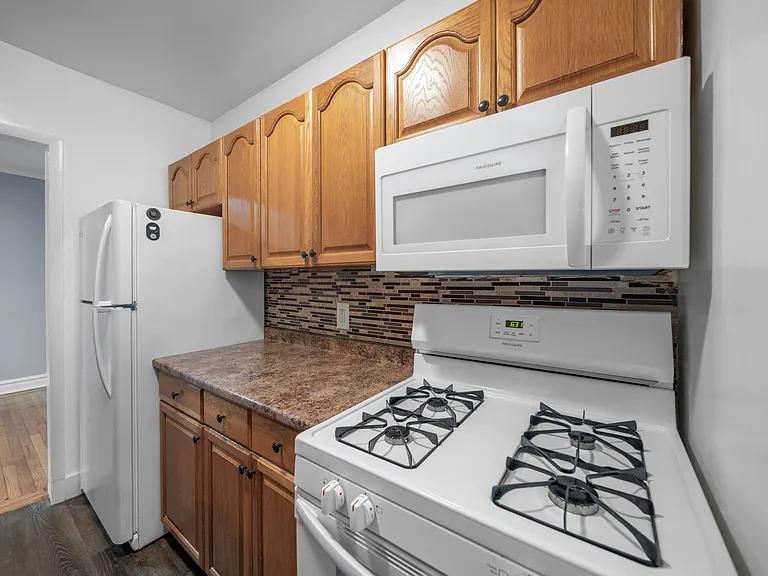 90 Tracey Pl #I-1 — Photo 8