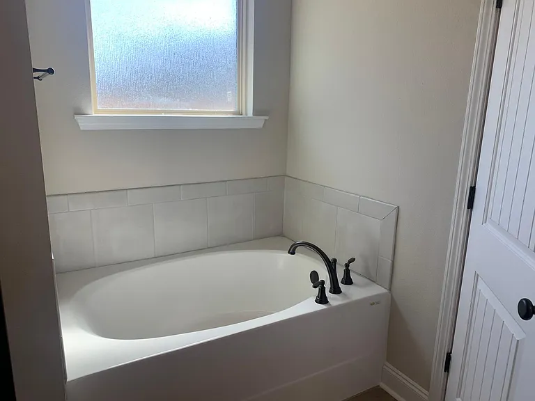 6893 Summerset Dr — Photo 30