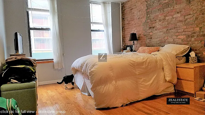 Rented by ZealEstate Group Inc | media 15